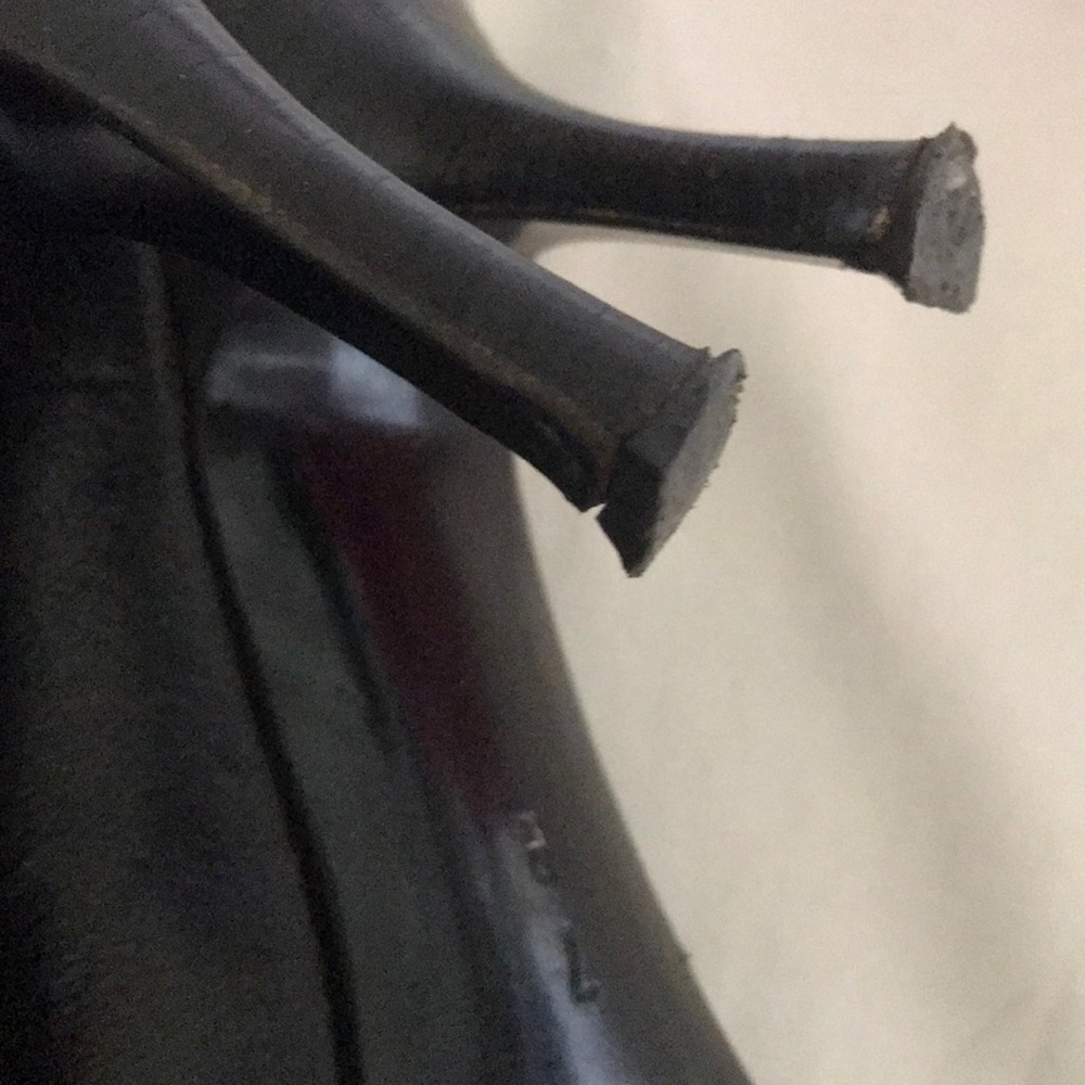 Coach Aubry black leather pumps Size 7B - Picture 6 of 8
